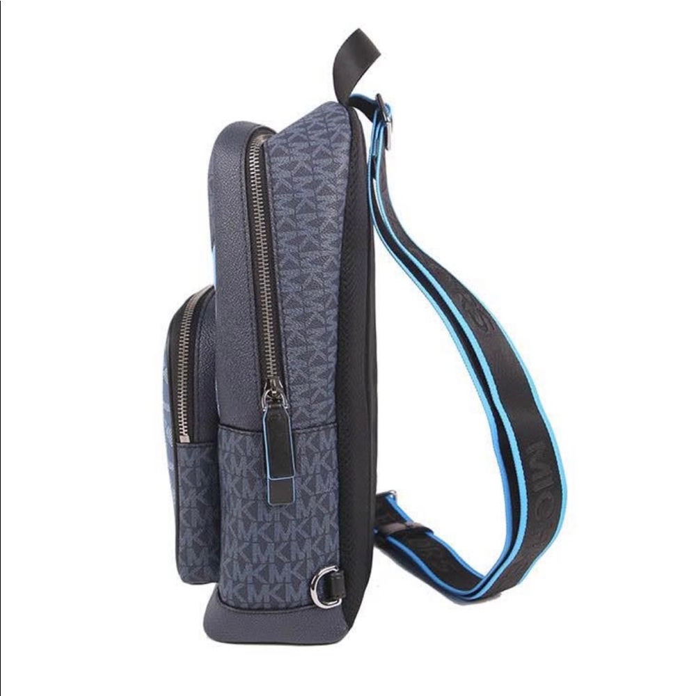 MK MEN COOPER COMMUTER SLINGPACK - Picture 9 of 10